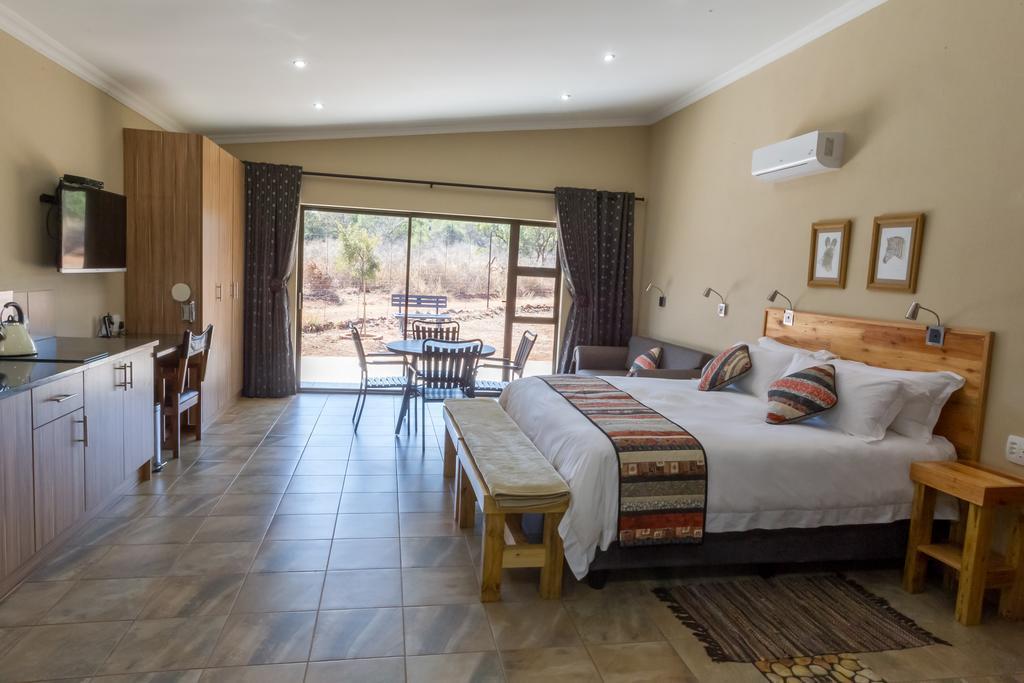 Kareespruit Game Ranch&Guest House Zeerust Kamer foto